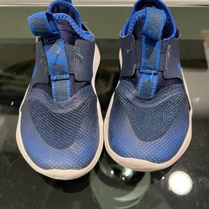 Nike toddler sneakers size 9